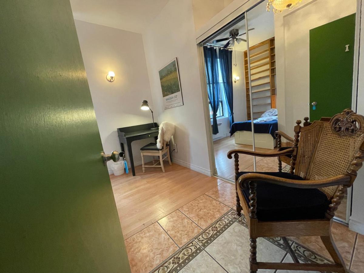 מונטריאול Chambres El Mediterraneo Rooms מראה חיצוני תמונה