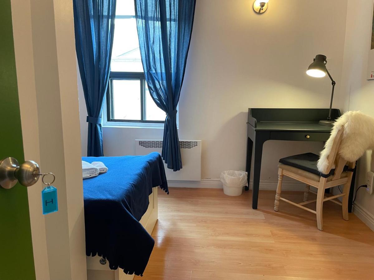 מונטריאול Chambres El Mediterraneo Rooms מראה חיצוני תמונה